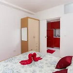 Charming In | 40 M² | Parking Included *