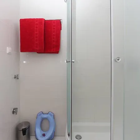 Charming In | 40 M² | Parking Included Appartement