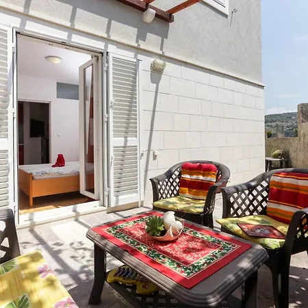 Charming In | 40 M² | Parking Included Apartment Dubrovnik