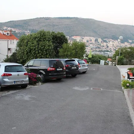 Charming In 40 M² Parking Included Apartment