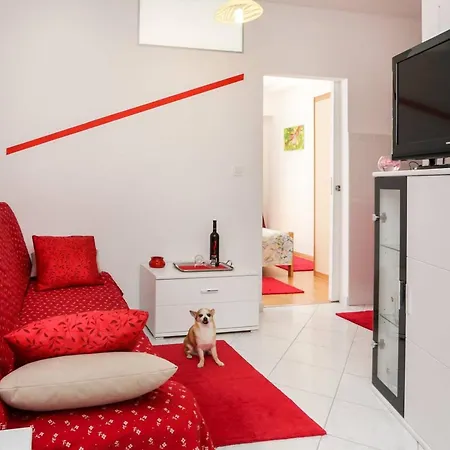 Charming In 40 M² Parking Included Apartment