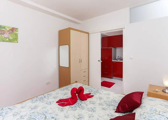 Charming In | 40 M² | Parking Included *